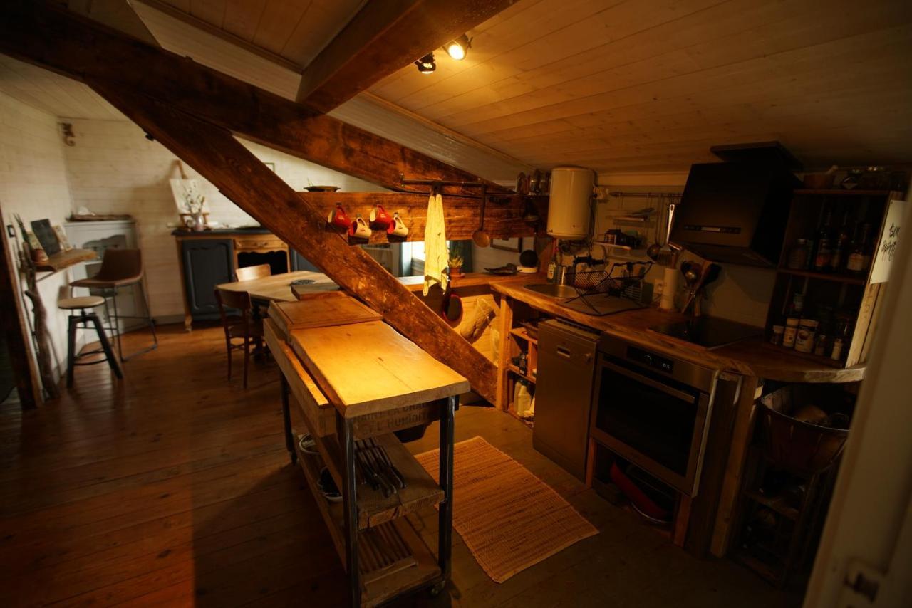 Le Refuge Ceretan, Grand Et Bel Appartement Mansarde En Plein Centre Eksteriør bilde